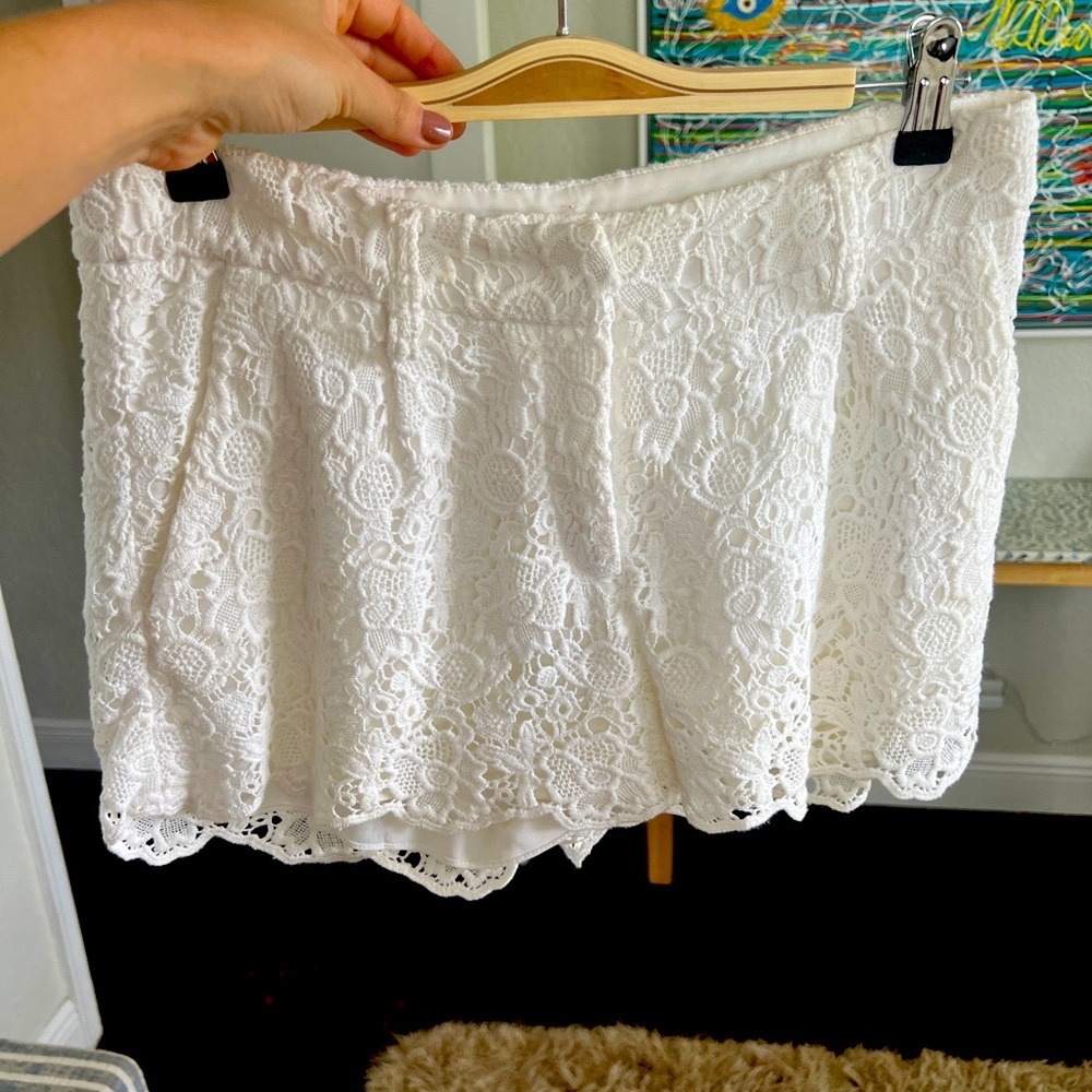 White lace Diane von Furstenberg shorts